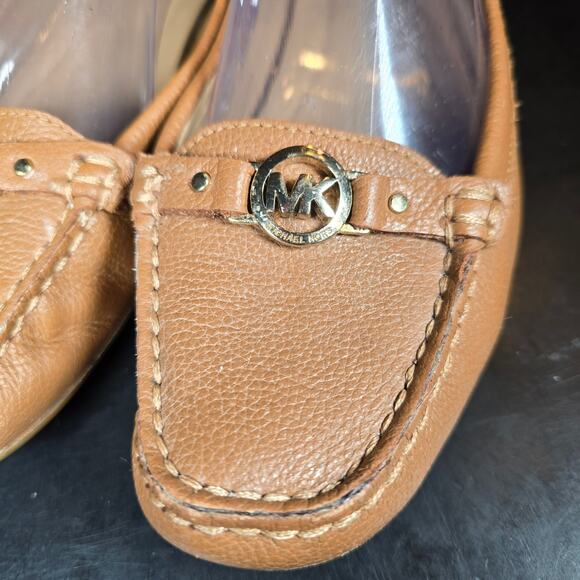 Michael Kors Tan Loafer Womens Size 7 Excellent Condition, Cushioned Insole - Picture 2 of 12